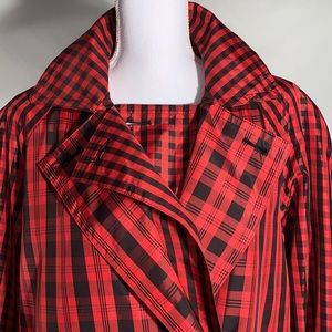 CAROL COHEN SANYO TrenchCoat, Fully Lined in red/black plaid taffeta Size 4